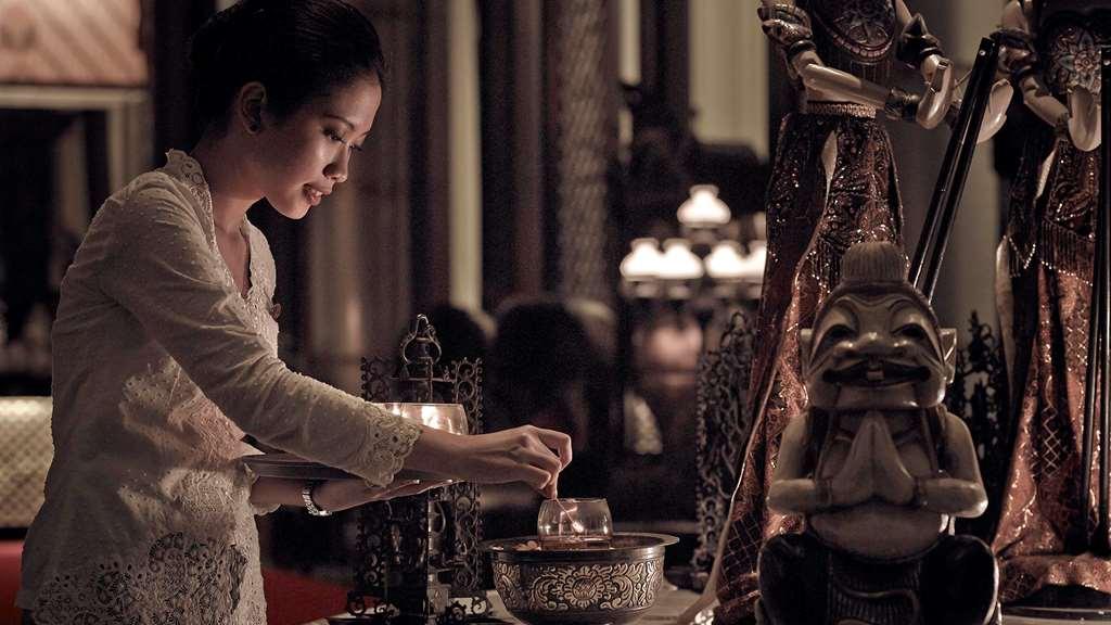 The Royal Surakarta Heritage - Handwritten Collection Luaran gambar
