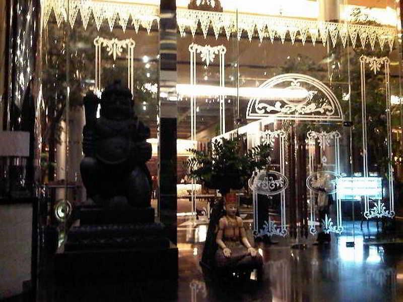 The Royal Surakarta Heritage - Handwritten Collection Luaran gambar