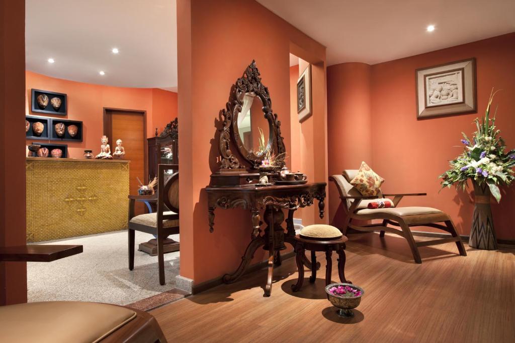 The Royal Surakarta Heritage - Handwritten Collection Luaran gambar